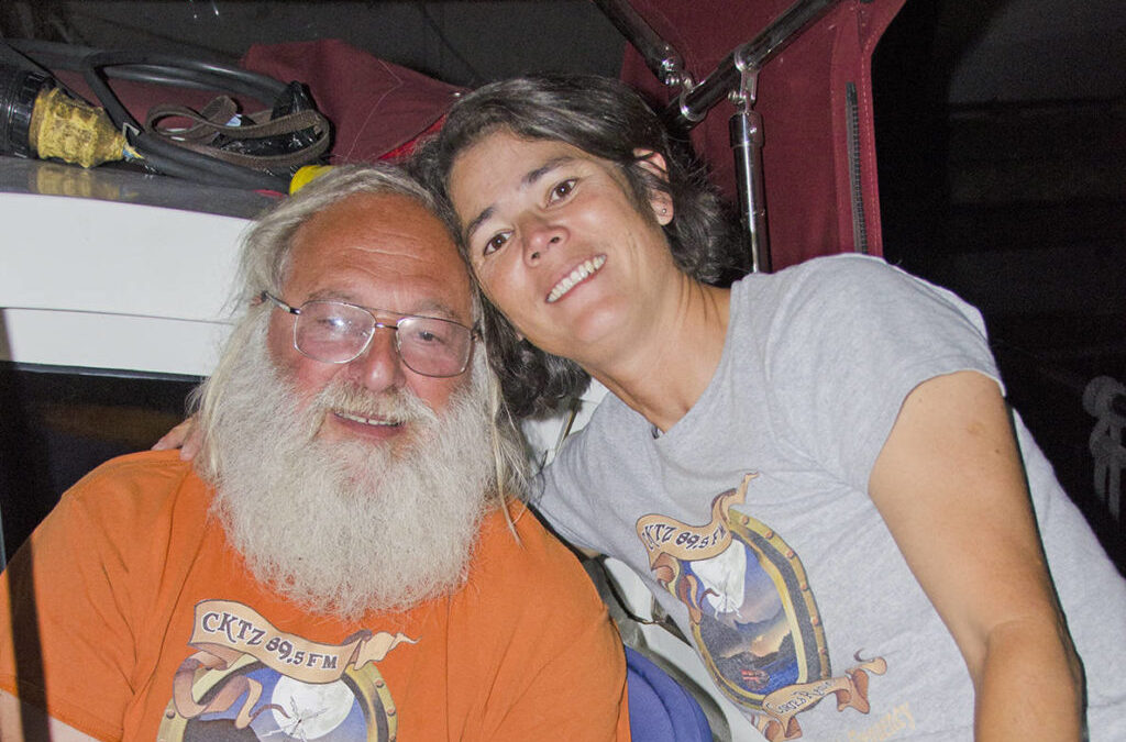 Barry Glickman honoured for emergency radio service (Canada)