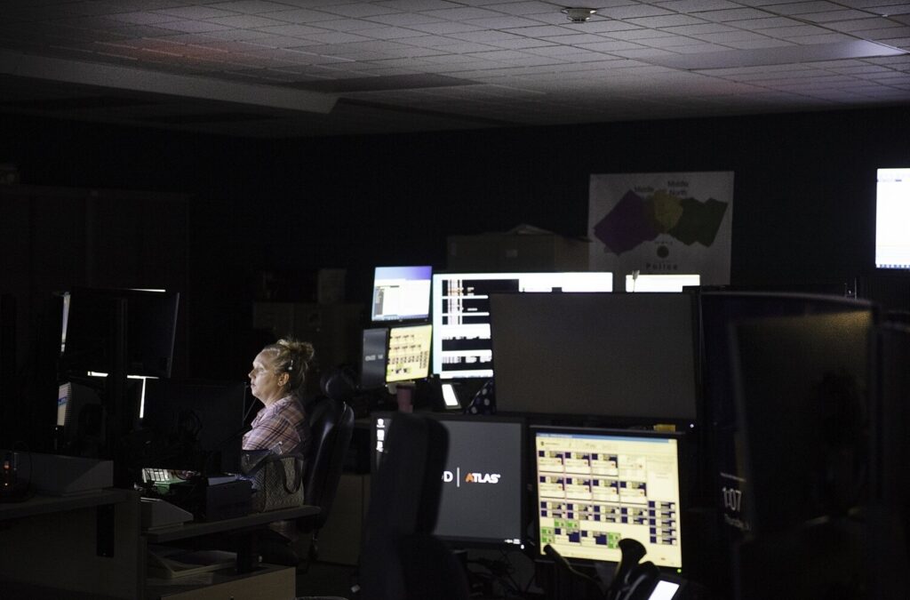 Proposal would merge Lewiston-Auburn 911, Androscoggin County dispatch agencies under county control (ME)