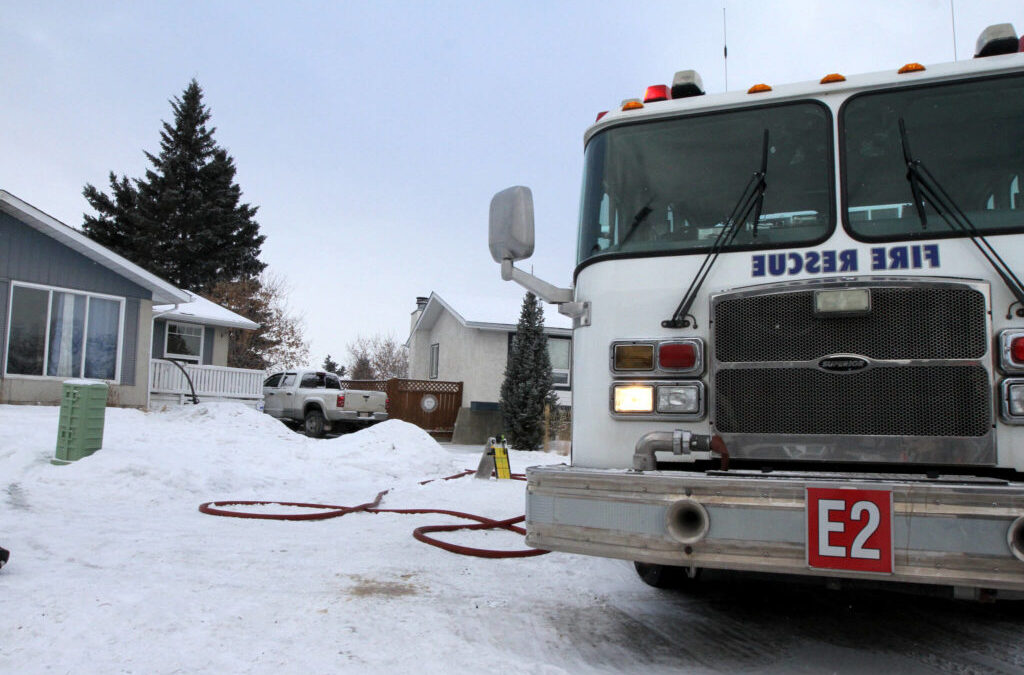 ‘Dedication and professionalism’: Red Deer assistant deputy fire chief praises 911 dispatchers (Canada)