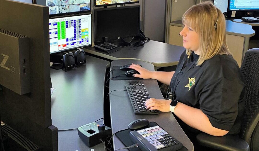 New Scott County 911 dispatch supervisor helps out hometown (MN)