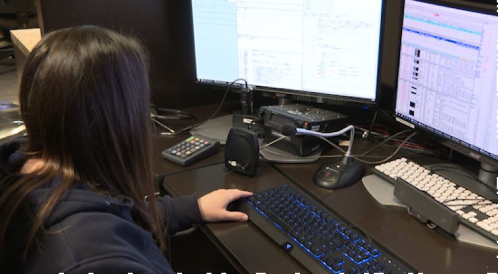 Local 911 dispatchers recall important role during last week’s mass shooting (TX)