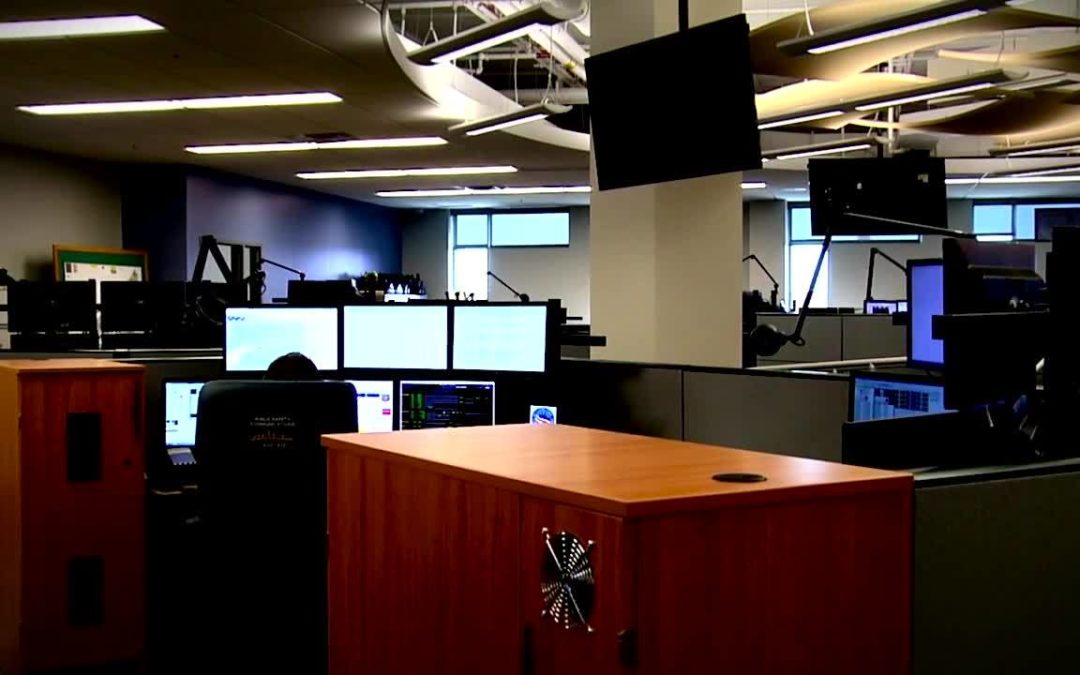 Cleveland 911 dispatchers caught sleeping on job, talking to inmates (OH