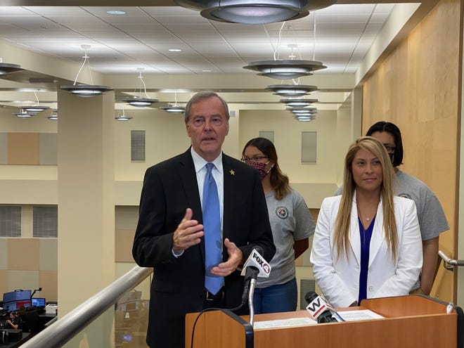 Pilot program will train Immokalee students to become emergency dispatchers (FL)